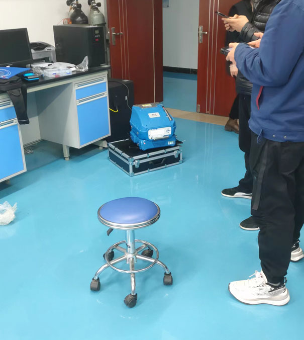 天水市環(huán)境監(jiān)測站PF-300調式培訓