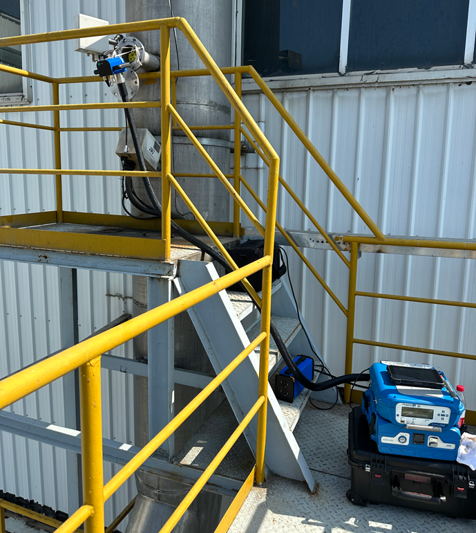 PF-300便攜式非甲烷總烴分析儀襄陽(yáng)某電池隔膜公司現(xiàn)場(chǎng)測(cè)試