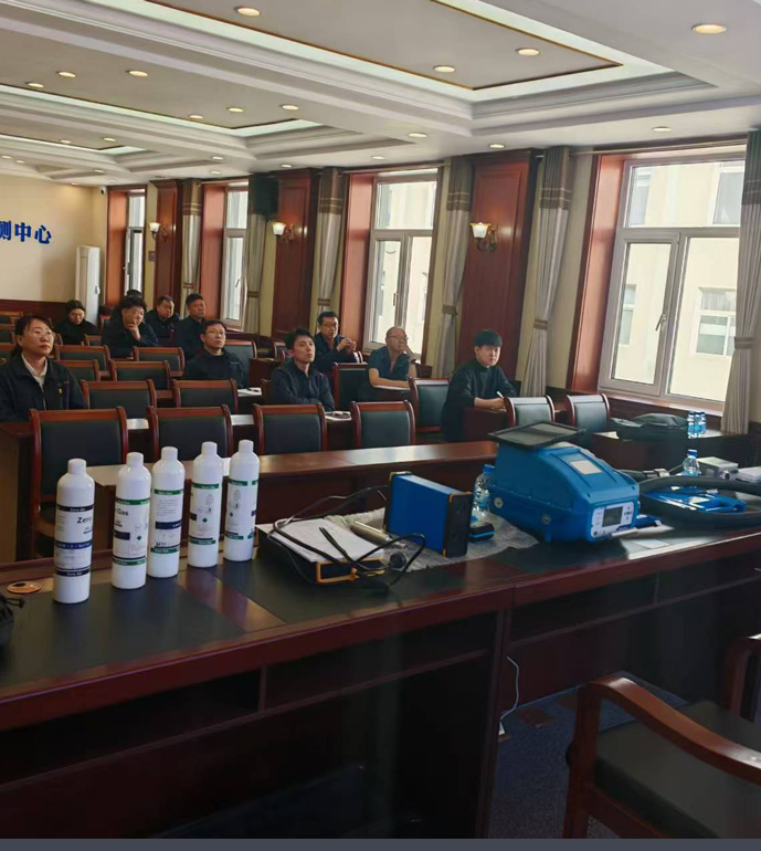 遼寧6家生態(tài)環(huán)境監(jiān)測單位PF-300非甲烷總烴交貨培訓